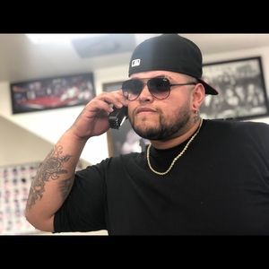 Meet your Posher, Chris